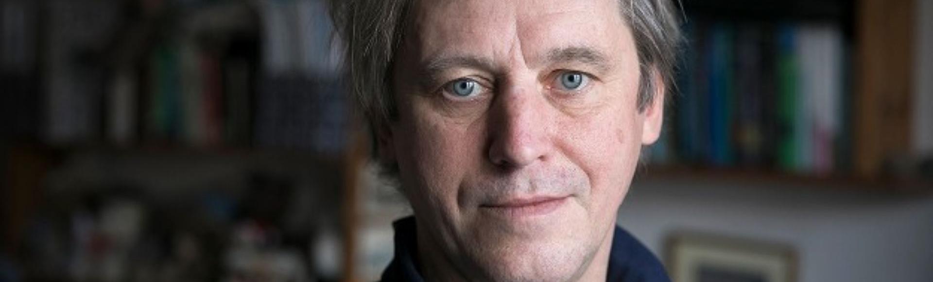 Háy János készülő könyvében a kamaszok világában kirándul