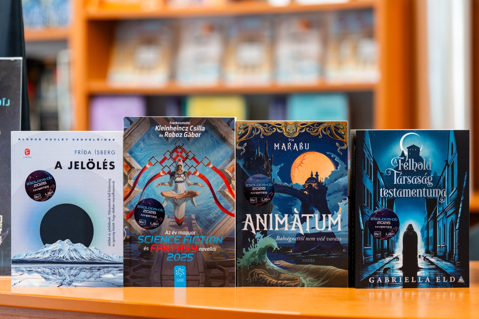 Zsoldos-díjat nyert fordítónk, Veress Kata